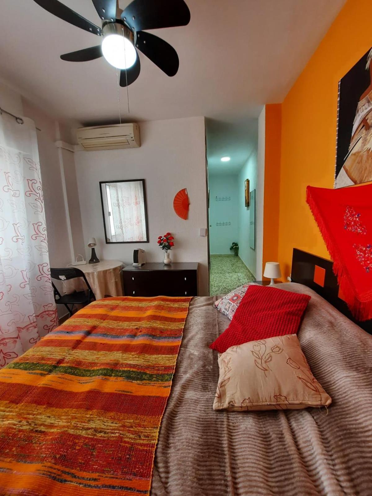 Habitaciones En Mi Piso Del Centro De Huelva Dış mekan fotoğraf